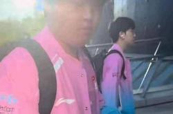 BLG選(xuǎn)手Bin线下(xià)遭(zāo)嘲讽，LPL季後(hòu)賽(sài)即将开打