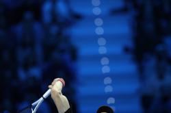 （体育）网球——ATP年终总决赛半决赛：辛納(nà)胜德米(mǐ)納(nà)尔