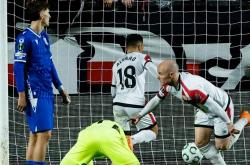 讓(ràng)二追三大逆转，补时絕(jué)杀