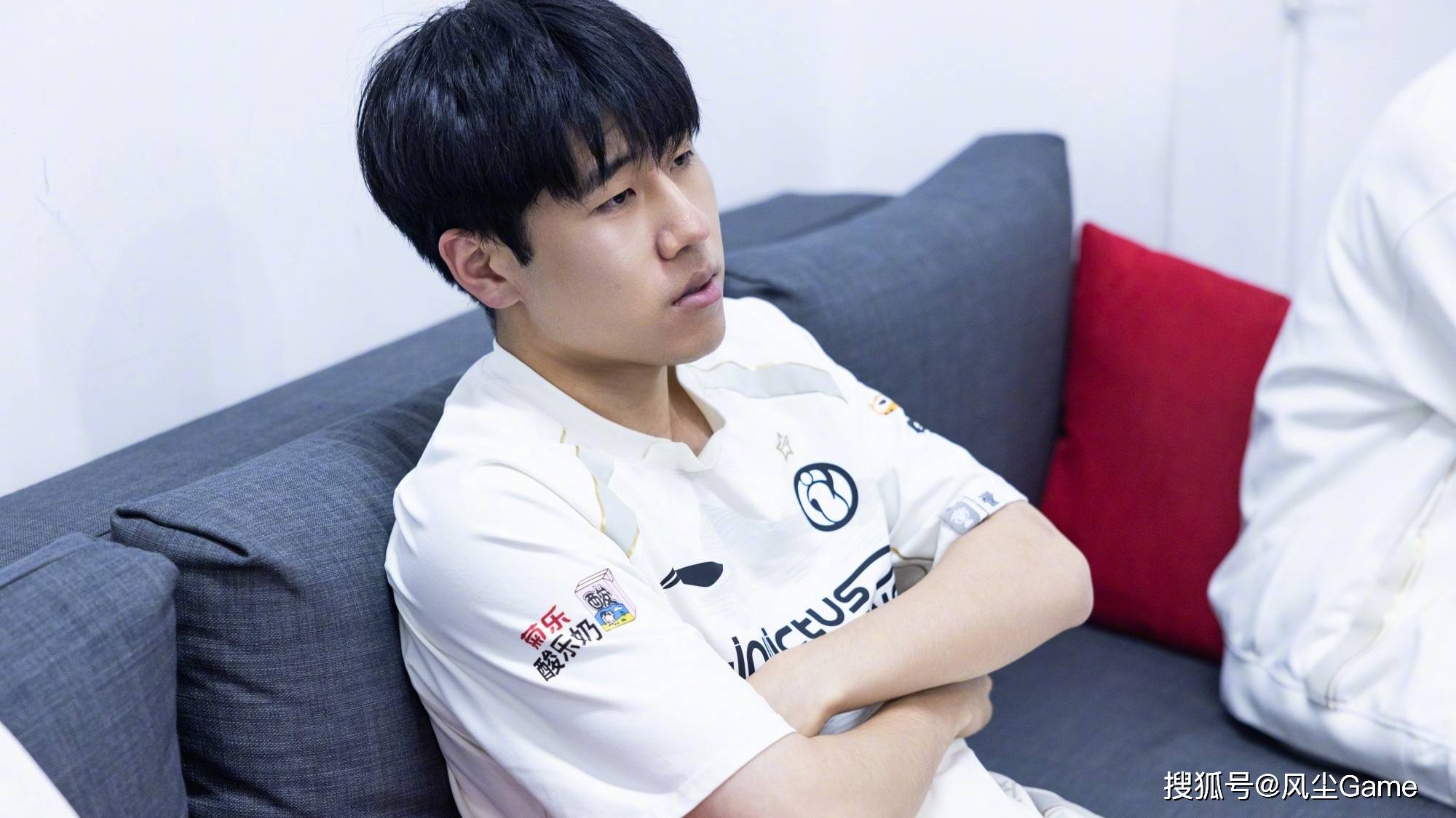 LPL全神班止步17强！英文解说怒斥TheShy：赛场表现令人作呕